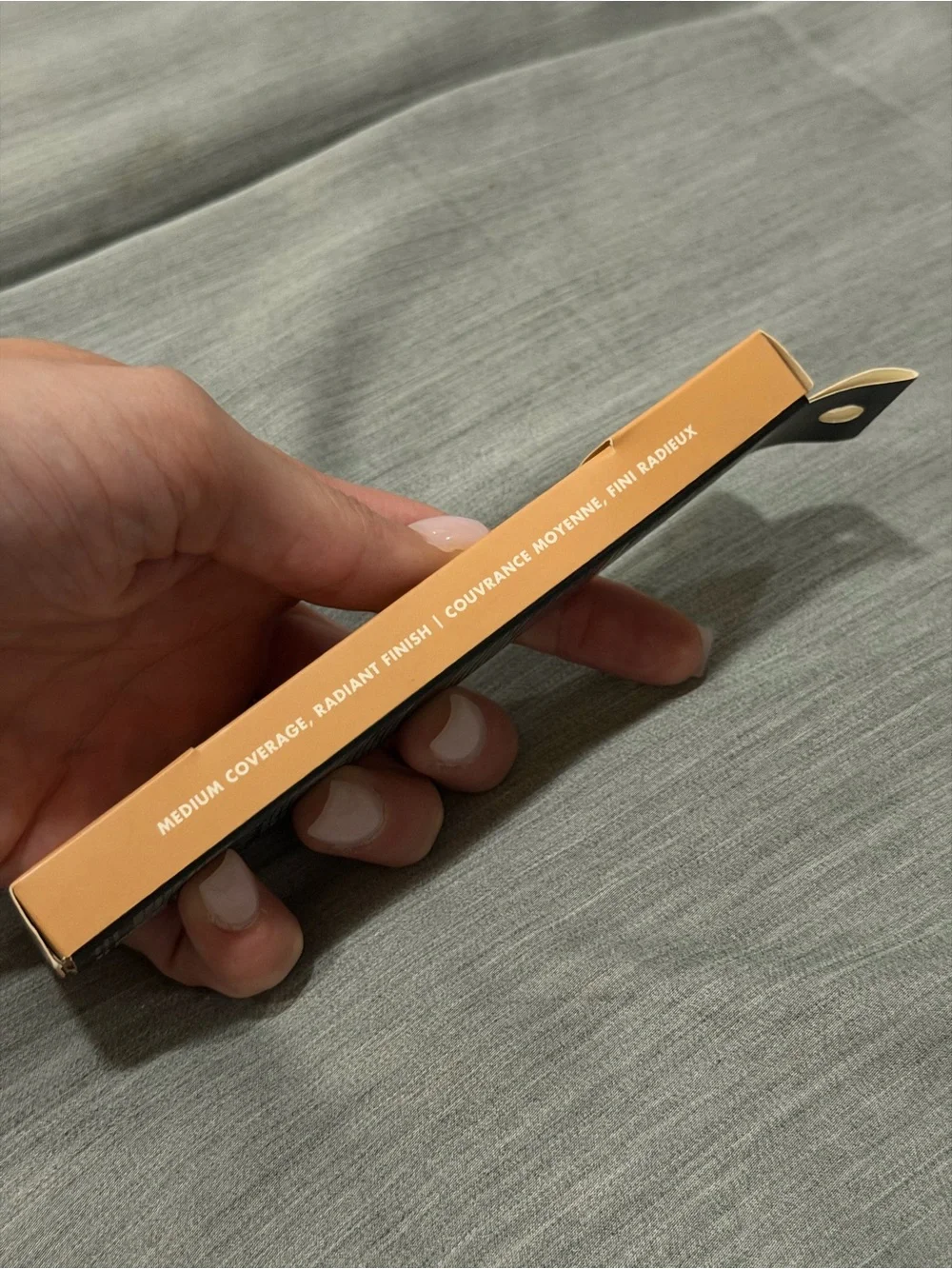 e.l.f. Flawless Brightening Concealer - Peach Tone